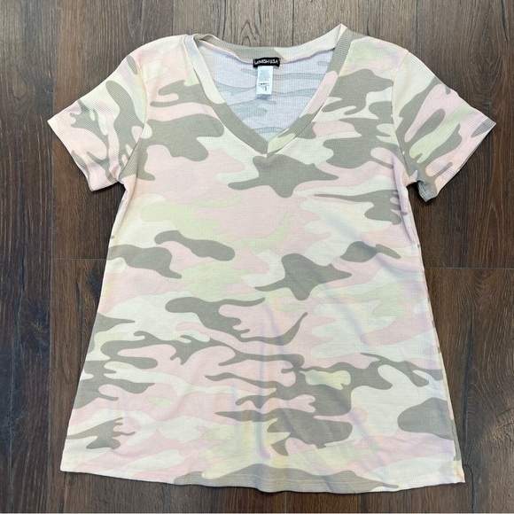 Hemish U.S.A Don't Hide Now Camo Print Tee SZ MED - Picture 2 of 6